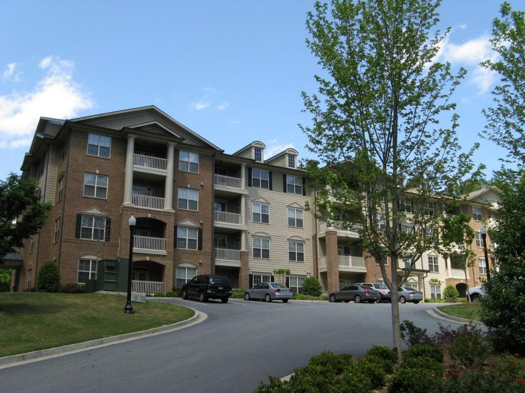 2 bedroom condominium sold at 1910 Cedar Glenn Way 4103, Atlanta, GA 30339