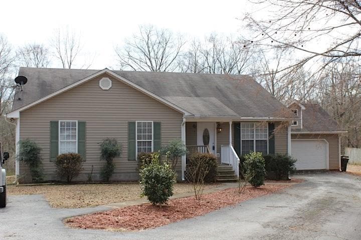 551 Lanier Road, Pendergrass, GA 30567 — most recent listing photo