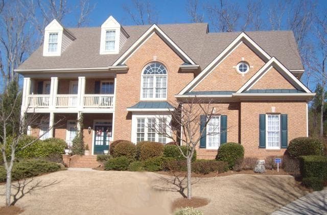 6 bedroom, 4,821 sq ft single family residence sold at 2748 Hidden Falls Drive, Buford, GA 30519