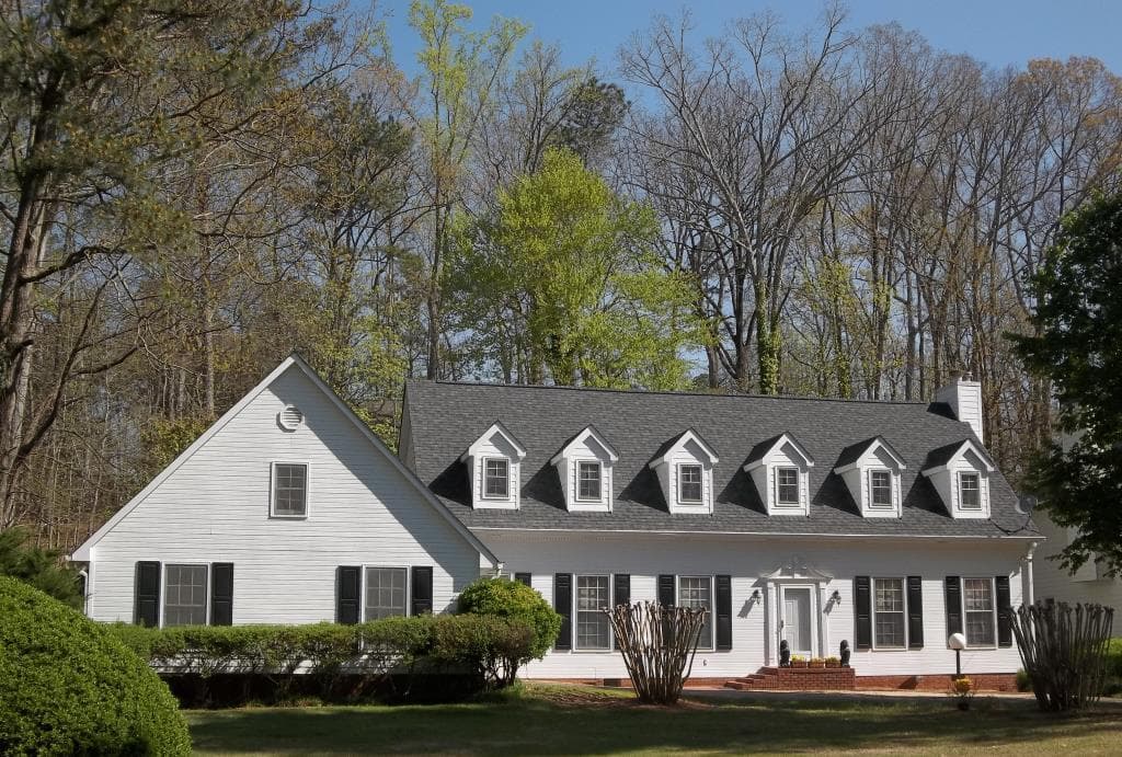 2945 Duke Of Windsor, East Point, GA 30344 — most recent listing photo