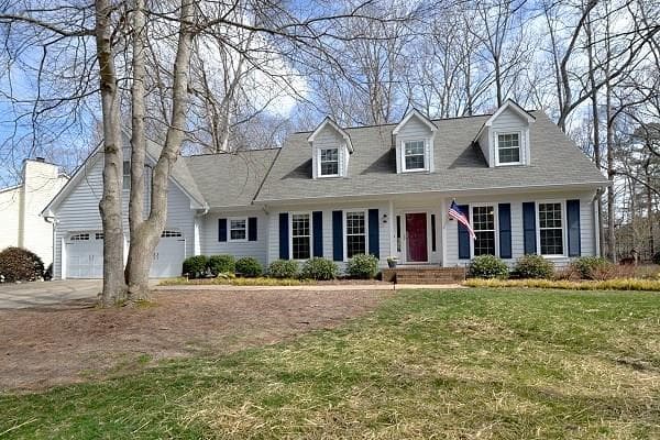 3 bedroom single family residence sold at 4176 Riverhill Court, Roswell, GA 30075