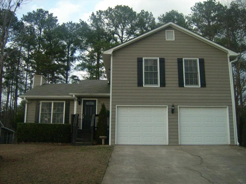 3 bedroom, 1,712 sq ft single family residence sold at 4965 Diggers Way, Sugar Hill, GA 30518