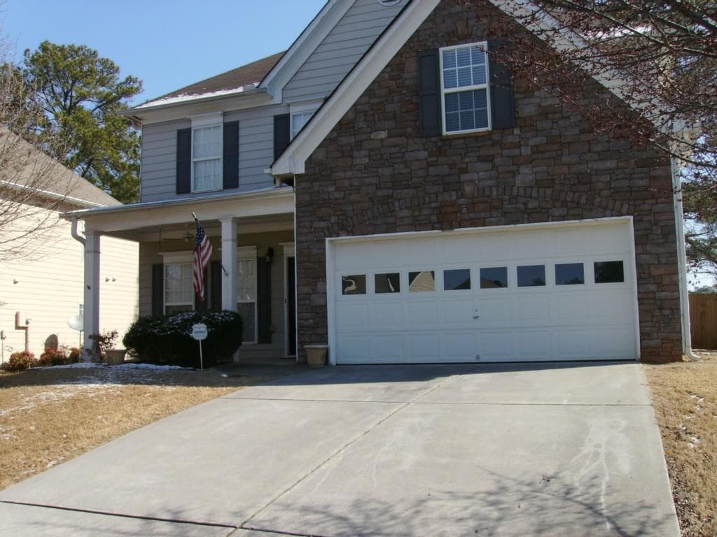 4 bedroom single family residence sold at 918 College Place Court, Kennesaw, GA 30144