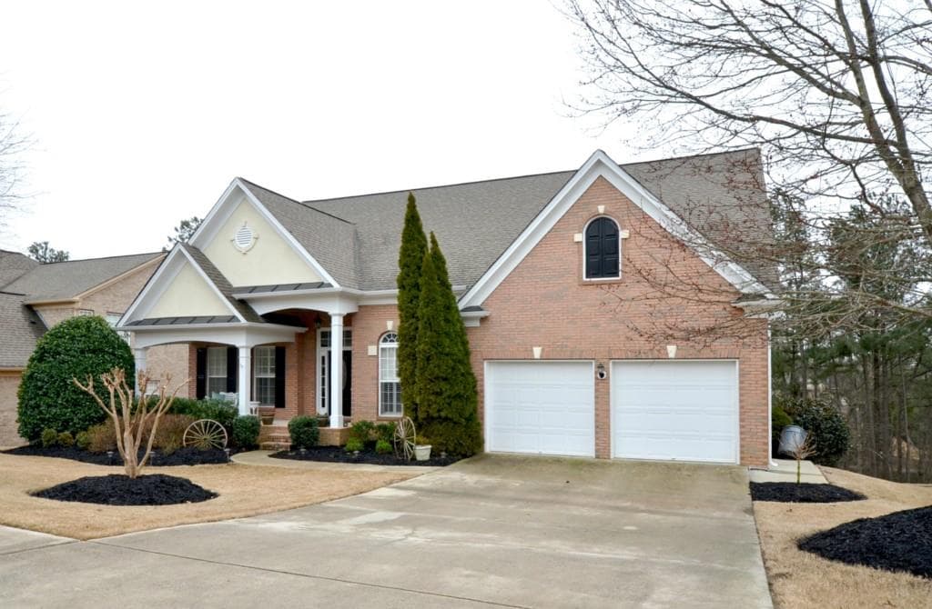 5 bedroom, 4,085 sq ft single family residence sold at 580 Birnamwood Drive, Suwanee, GA 30024