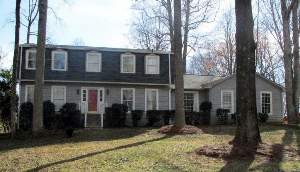 4949 Red Oak Drive, Gainesville, GA 30506 — most recent listing photo
