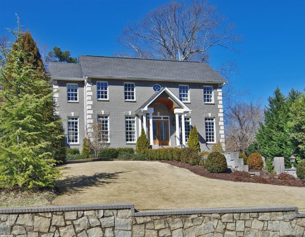 5 bedroom, 7,148 sq ft single family residence sold at 876 BERKSHIRE Road, Atlanta, GA 30324