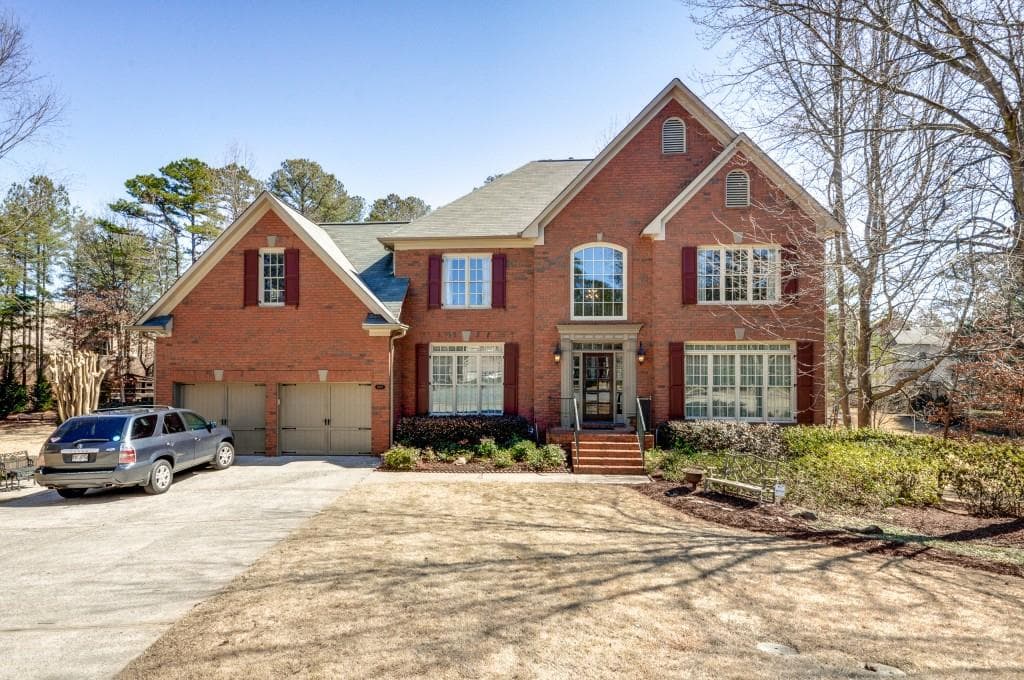 4601 Wickford Circle, Roswell, GA 30075 — most recent listing photo
