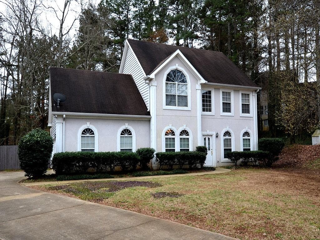 4 bedroom, 2,916 sq ft single family residence sold at 2312 Mahogany Glen Place, Lawrenceville, GA 30043