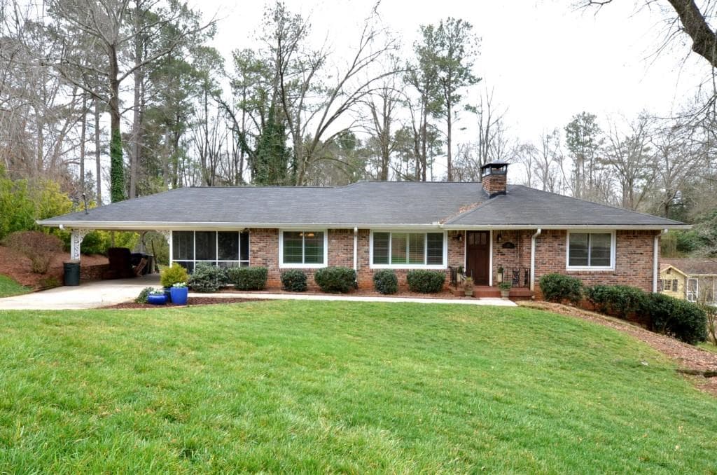 3 bedroom single family residence sold at 145 Hillcrest Drive, Roswell, GA 30075