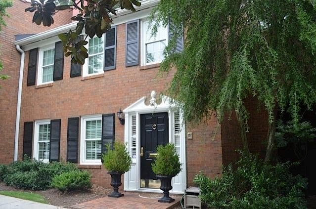 3 bedroom, 1,750 sq ft townhouse sold at 4620 Wieuca Road 56, Atlanta, GA 30342