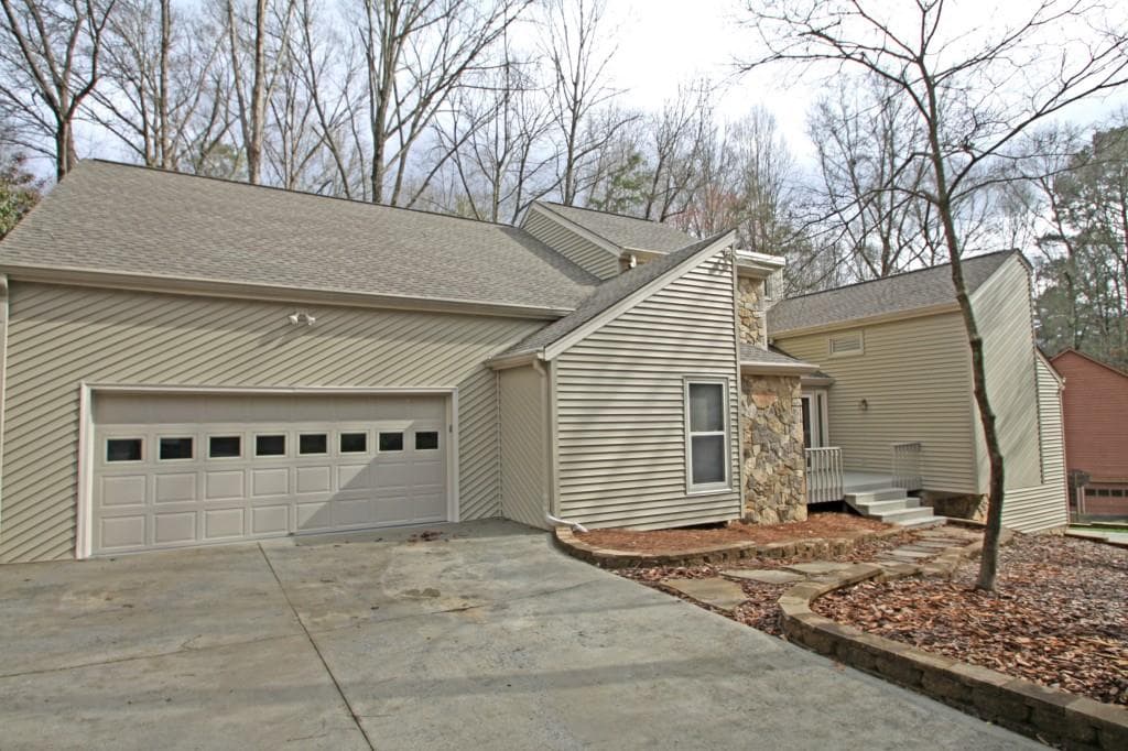 2166 Fox Hound Chase, Marietta, GA 30062 — most recent listing photo