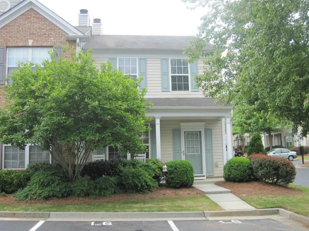 10900 Wittenridge Drive L-6, Alpharetta, GA 30022 — most recent listing photo