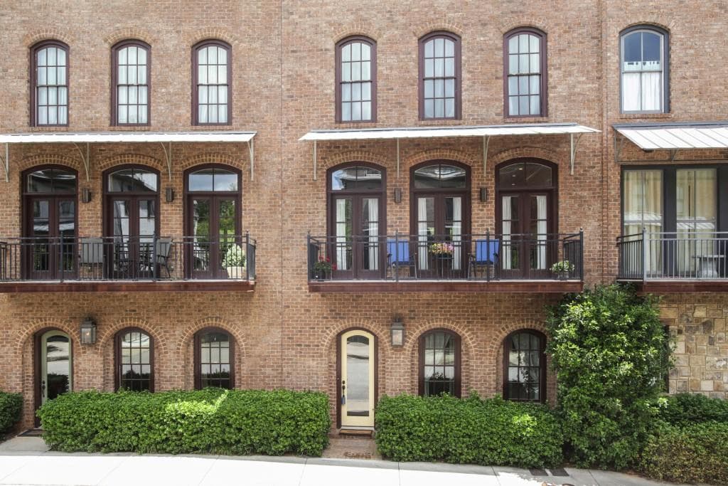 9120 Selborne Lane, Chattahoochee Hills, GA 30268 — most recent listing photo
