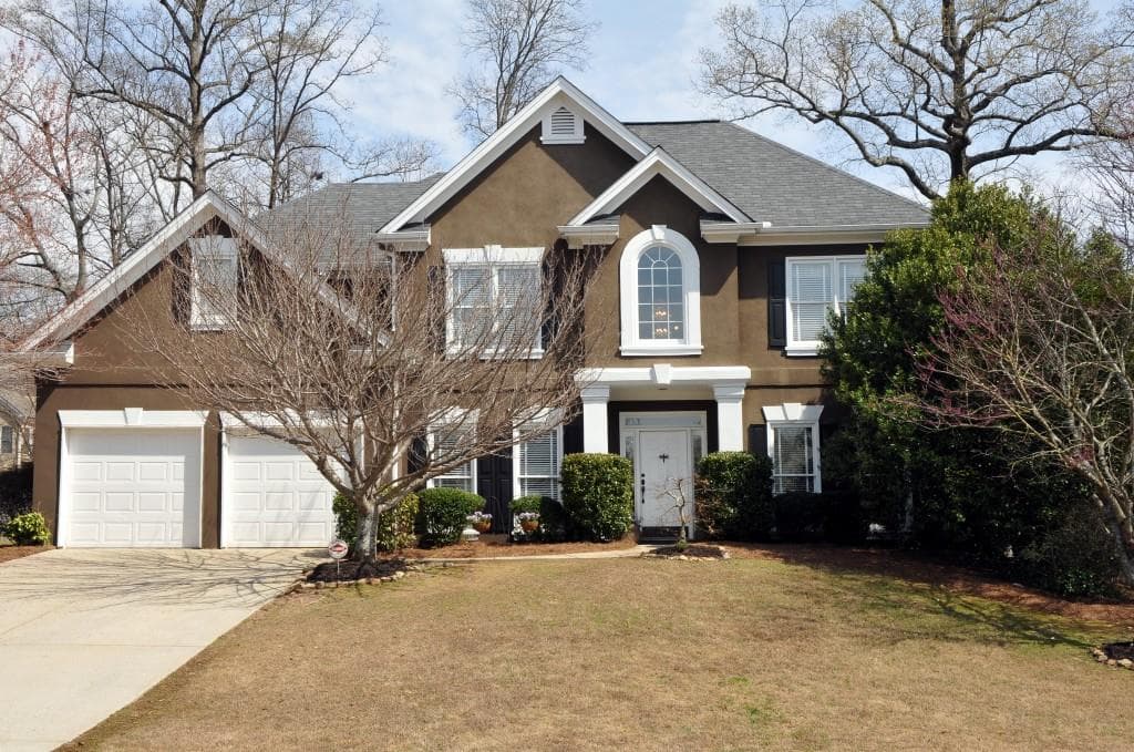 4 bedroom, 3,016 sq ft single family residence sold at 4077 Vinings Mill Trail, Smyrna, GA 30080