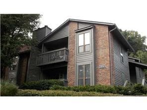 221 Tuxworth Circle 221, Decatur, GA 30033 — most recent listing photo