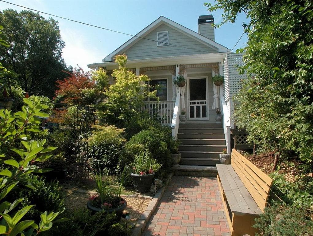 3 bedroom, 2,120 sq ft single family residence sold at 1045 Wylie Street, Atlanta, GA 30316