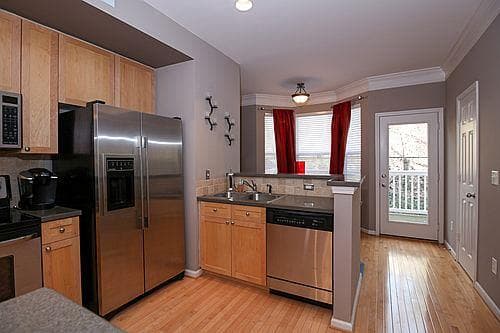 2 bedroom, 1,212 sq ft condominium sold at 951 Glenwood Avenue 2905, Atlanta, GA 30316
