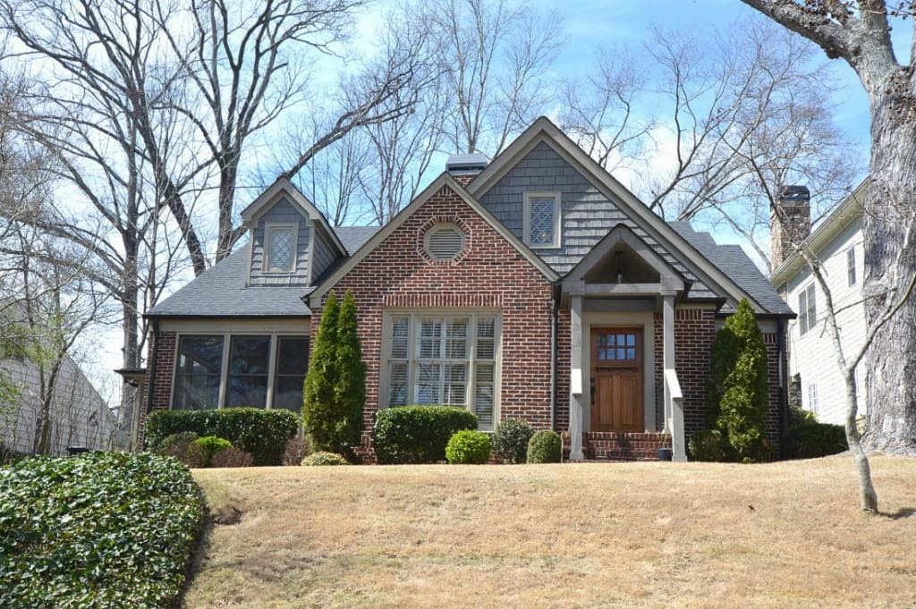 4 bedroom, 3,081 sq ft single family residence sold at 1202 McLynn Avenue, Atlanta, GA 30306
