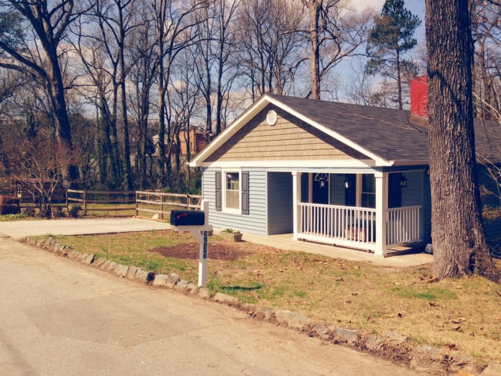 3 bedroom, 1,112 sq ft single family residence sold at 2635 Church Street, Atlanta, GA 30318