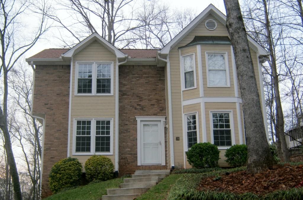 3 bedroom, 1,640 sq ft single family residence sold at 28 Peggy Court, Marietta, GA 30064