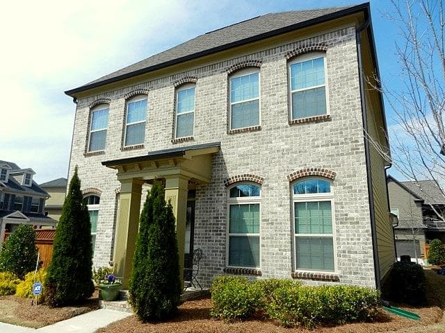 4 bedroom, 2,799 sq ft single family residence sold at 4401 Felix Way, Smyrna, GA 30082