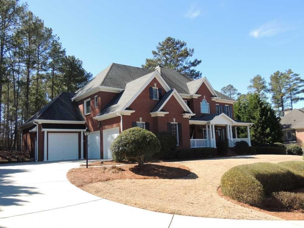 160 White Columns Drive, Alpharetta, GA 30004 — most recent listing photo