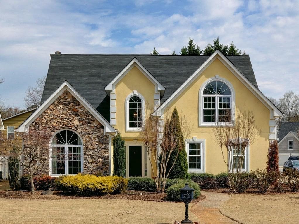 3027 Vineyard Way, Smyrna, GA 30082 — most recent listing photo