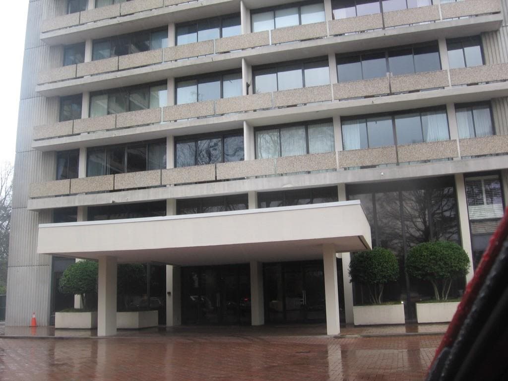 2 bedroom, 1,594 sq ft condominium sold at 2575 PEACHTREE Road 16C, Atlanta, GA 30305