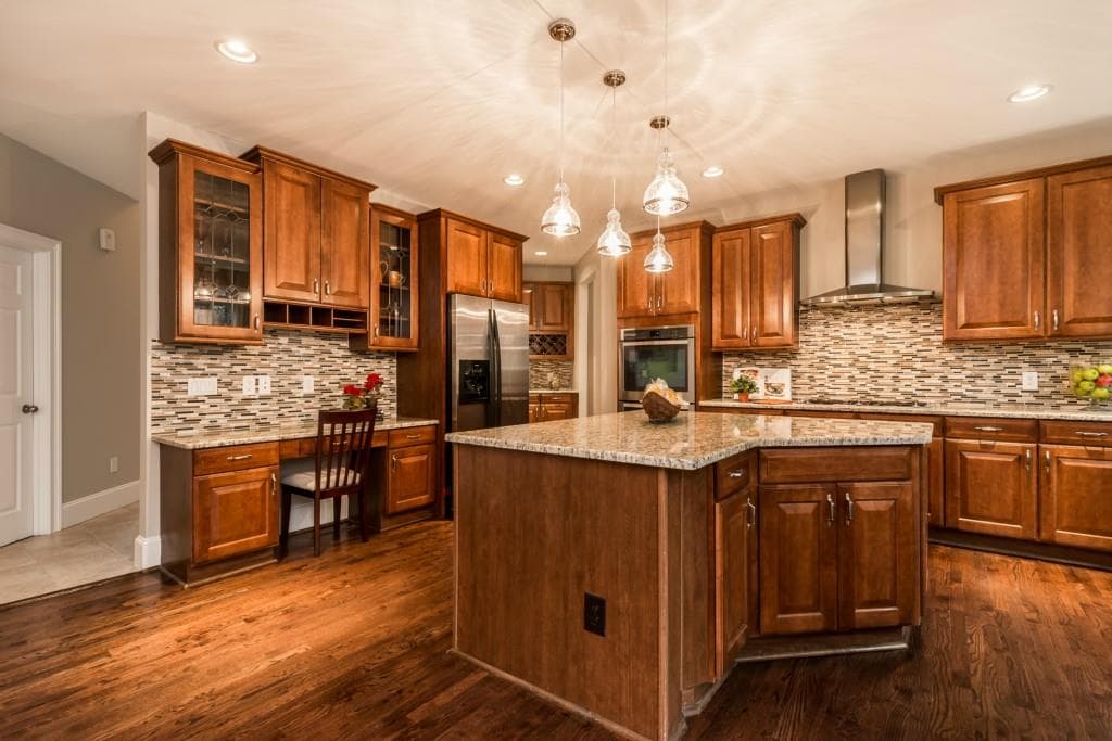 7990 Spalding Hills Drive, Sandy Springs, GA 30350 — most recent listing photo