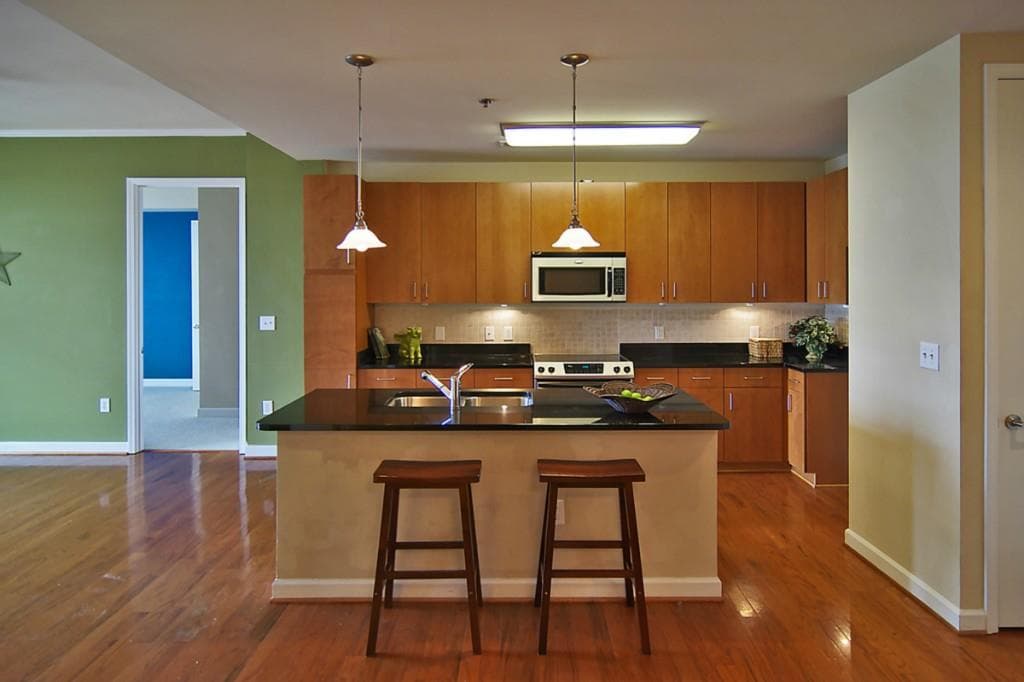 2 bedroom, 1,028 sq ft condominium sold at 711 Cosmopolitan Drive 705, Atlanta, GA 30324