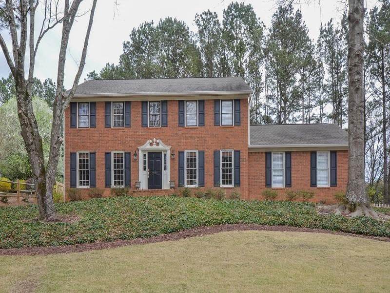 4 bedroom, 2,260 sq ft single family residence sold at 4121 Westchester Crossing, Roswell, GA 30075