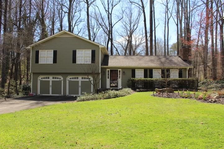 3370 Creek Hollow Drive, Marietta, GA 30062 — most recent listing photo