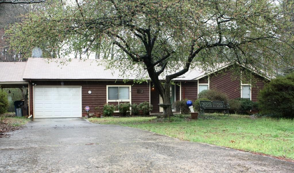 404 Jon Scott Drive, Alpharetta, GA 30009 — most recent listing photo