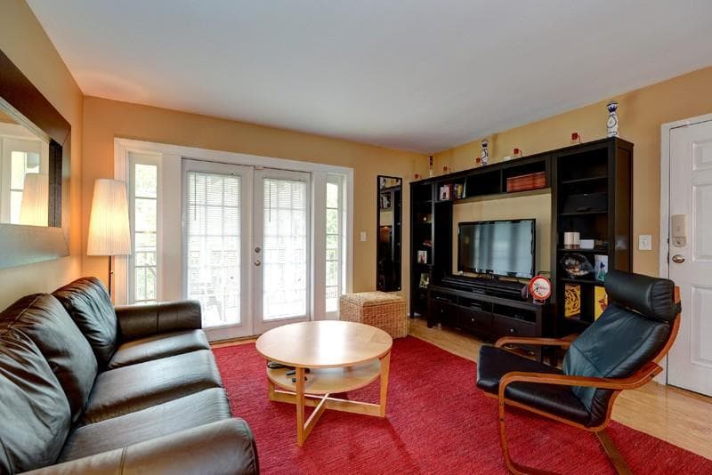 1 bedroom, 720 sq ft condominium sold at 1445 Monroe Drive G9, Atlanta, GA 30324