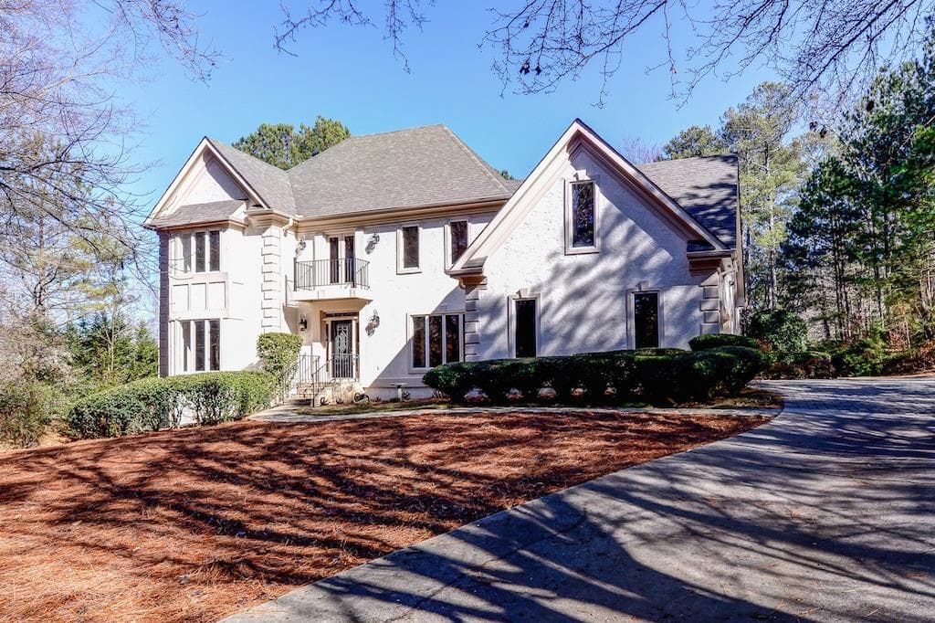 7485 S Spalding Lake Drive, Sandy Springs, GA 30350 — most recent listing photo