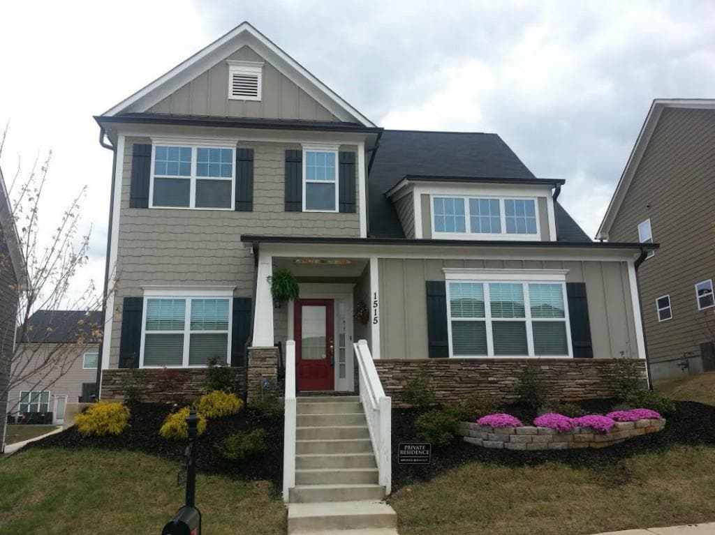 3 bedroom single family residence sold at 1515 Bungalow Lane, Atlanta, GA 30318