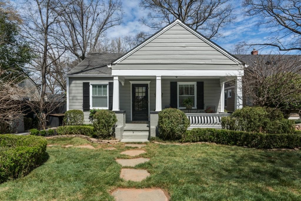 3 bedroom, 1,402 sq ft single family residence sold at 533 Trabert, Atlanta, GA 30309