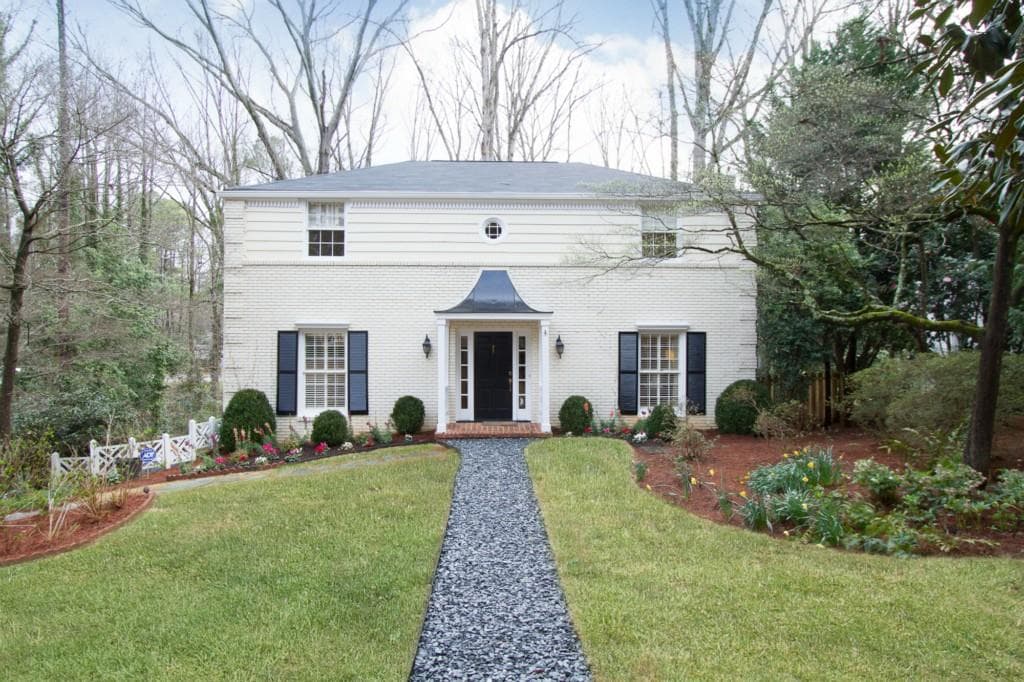3 bedroom single family residence sold at 3075 Rhodenhaven Drive, Atlanta, GA 30327