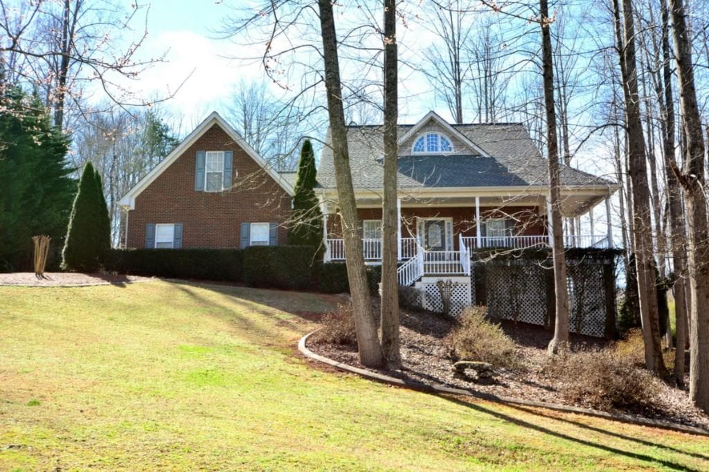 4565 Meadow Creek Drive, Cumming, GA 30028 — most recent listing photo