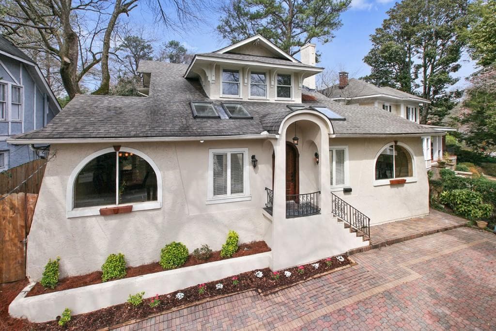 4 bedroom, 3,517 sq ft single family residence sold at 1454 Piedmont Avenue, Atlanta, GA 30309