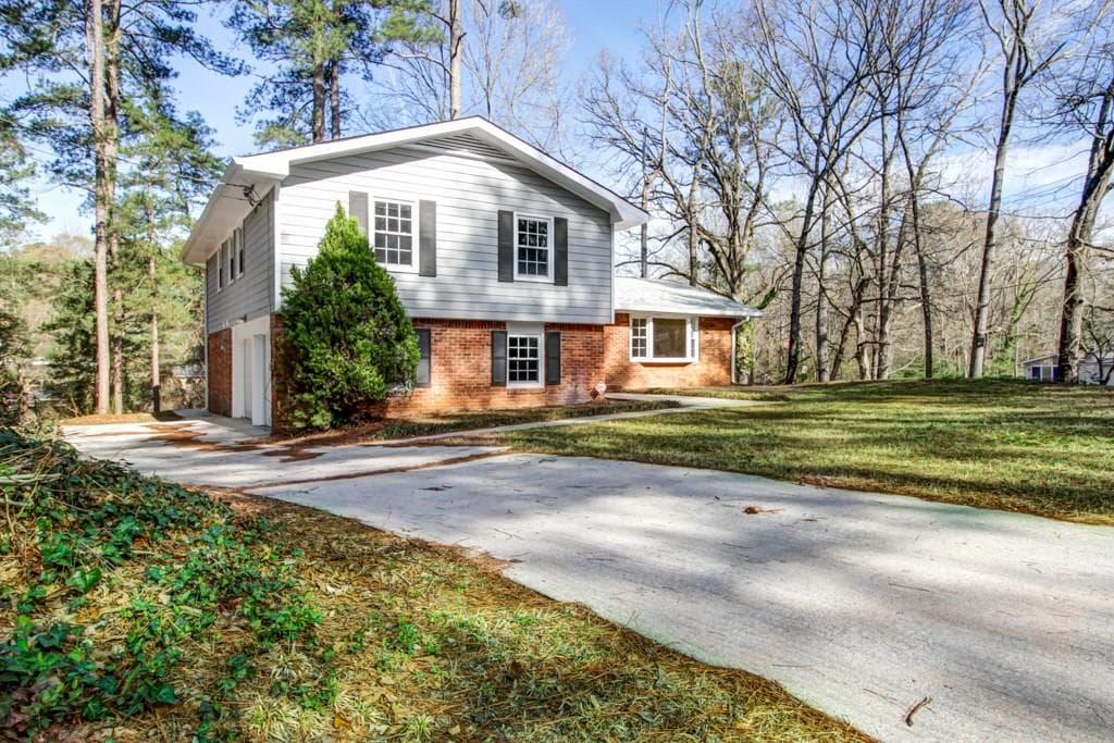 2097 Rollingview Drive, Decatur, GA 30032 — most recent listing photo