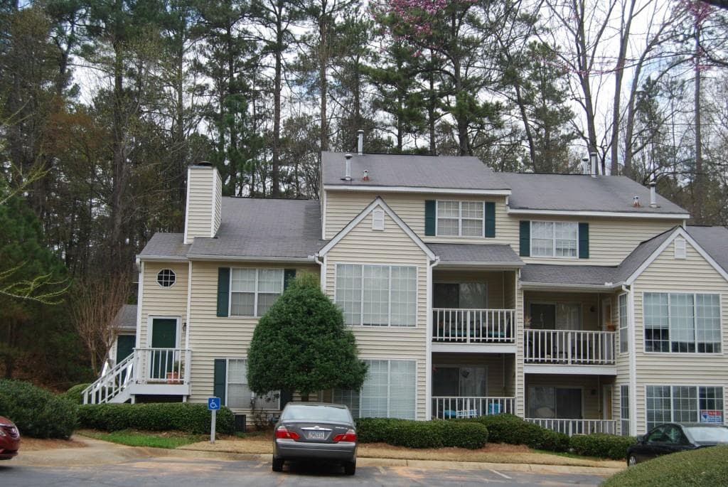 2 bedroom, 936 sq ft condominium sold at 1211 Glenleaf Drive 1211, Norcross, GA 30092
