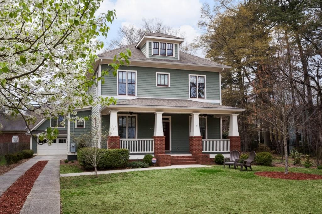 5 bedroom, 2,850 sq ft single family residence sold at 432 Lockwood Terrace, Decatur, GA 30030