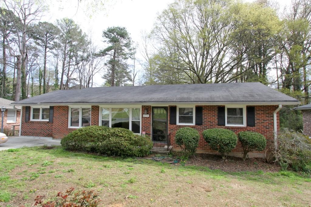 2735 Valvedere Drive, Brookhaven, GA 30319 — most recent listing photo