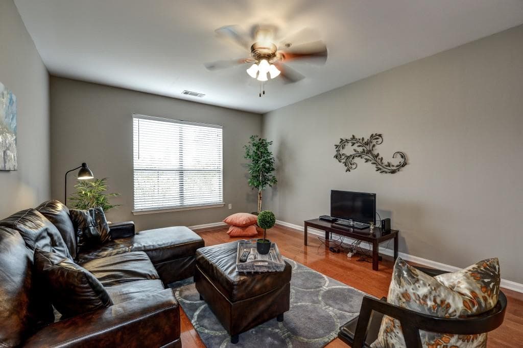 1 bedroom, 793 sq ft condominium sold at 821 Ralph McGill Boulevard 3149, Atlanta, GA 30306