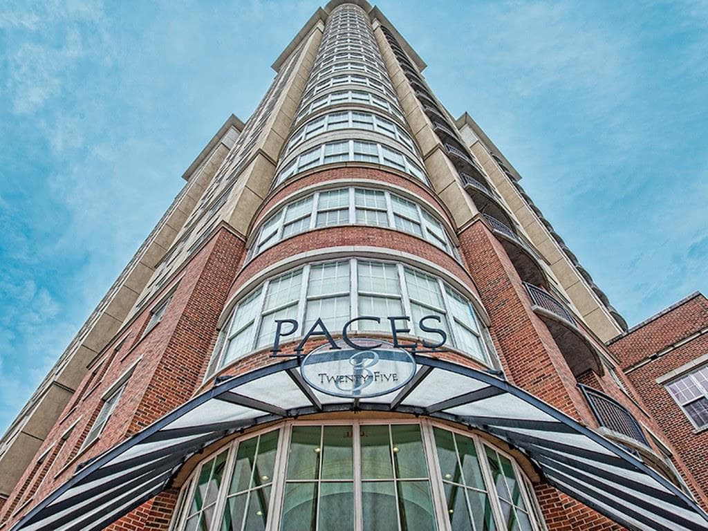 3 bedroom, 1,868 sq ft condominium sold at 325 E Paces Ferry Road 315, Atlanta, GA 30305