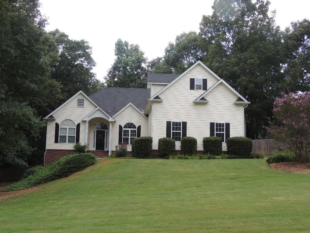 4 bedroom, 2,578 sq ft single family residence sold at 5815 Birch Ridge Trail, Cumming, GA 30028