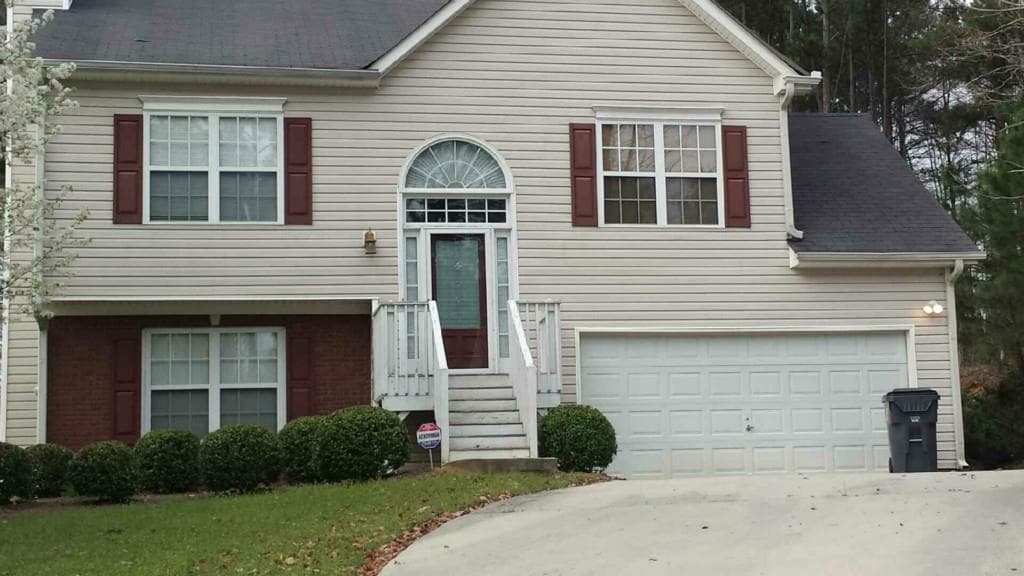 2045 Harvest Circle, Fairburn, GA 30213 — most recent listing photo