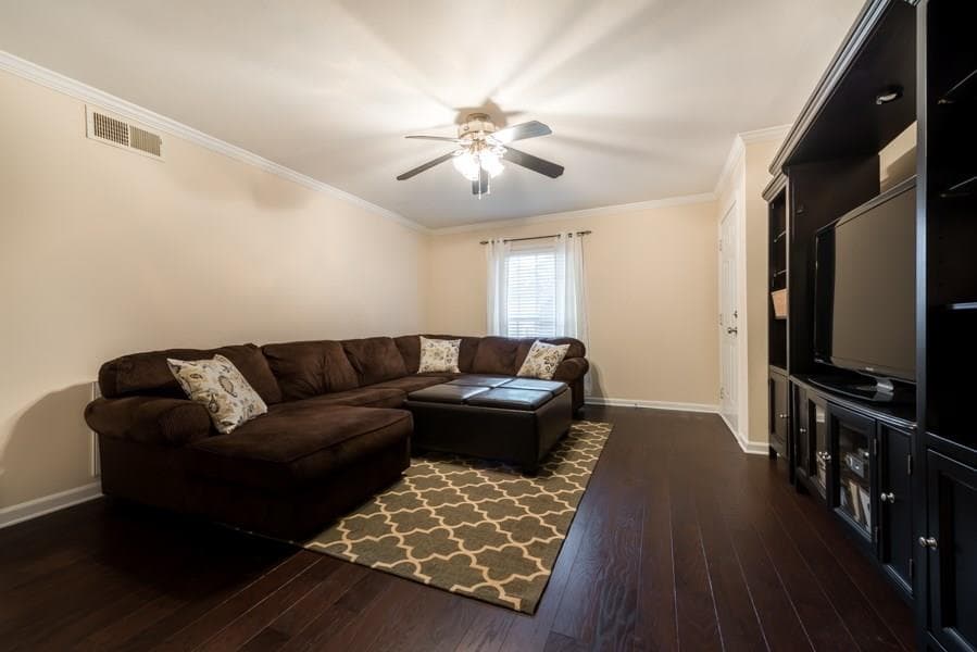 2 bedroom condominium sold at 1101 Collier Road G2, Atlanta, GA 30318