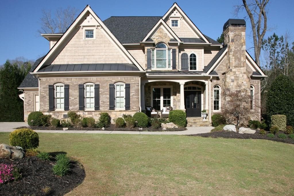 5 bedroom single family residence sold at 104 Fernwood Drive, Woodstock, GA 30188